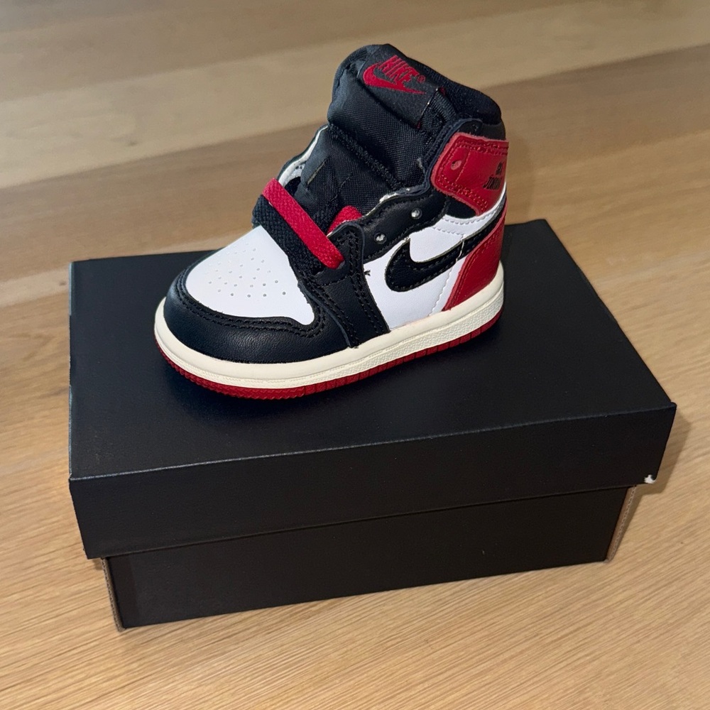 Jordan 1 Retro High OG (TD) White/Black-Varsity Red-Sail